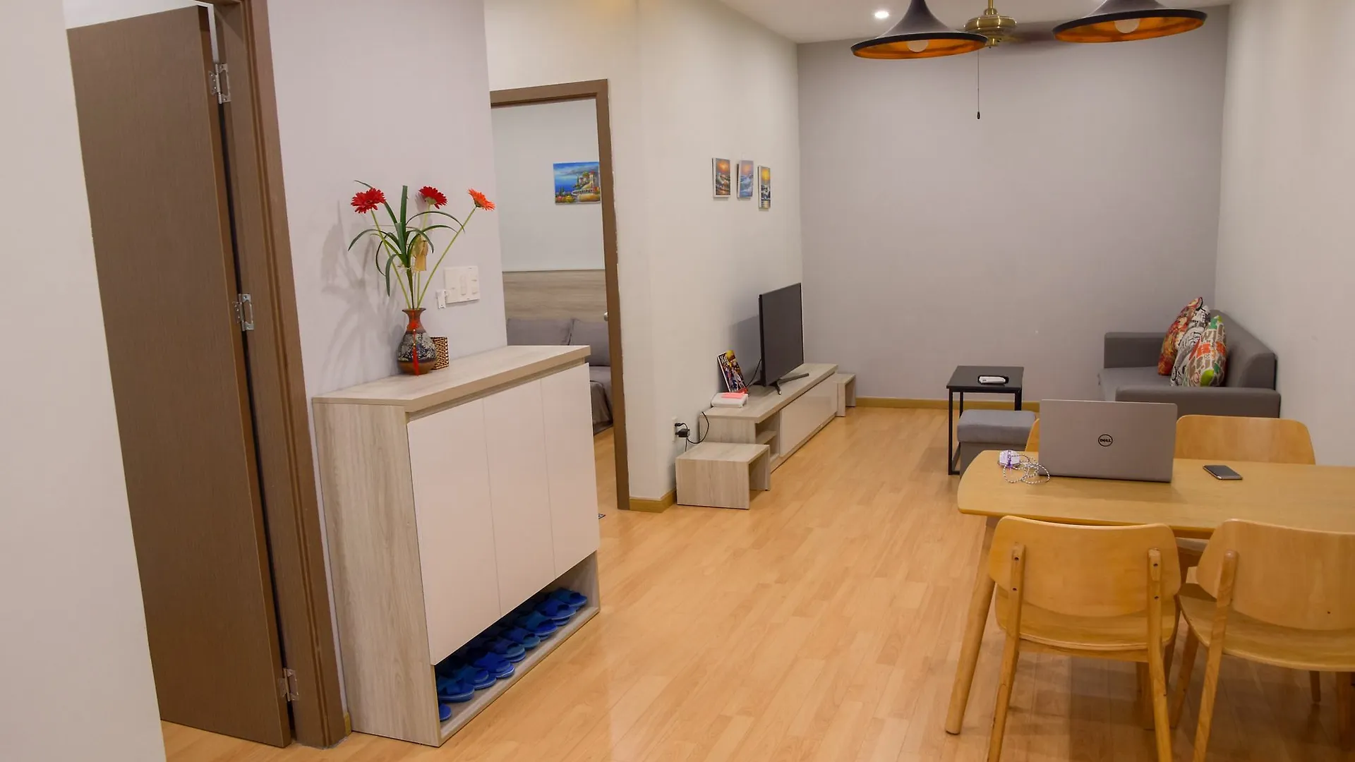 Dolphin Apartment Nha Trang