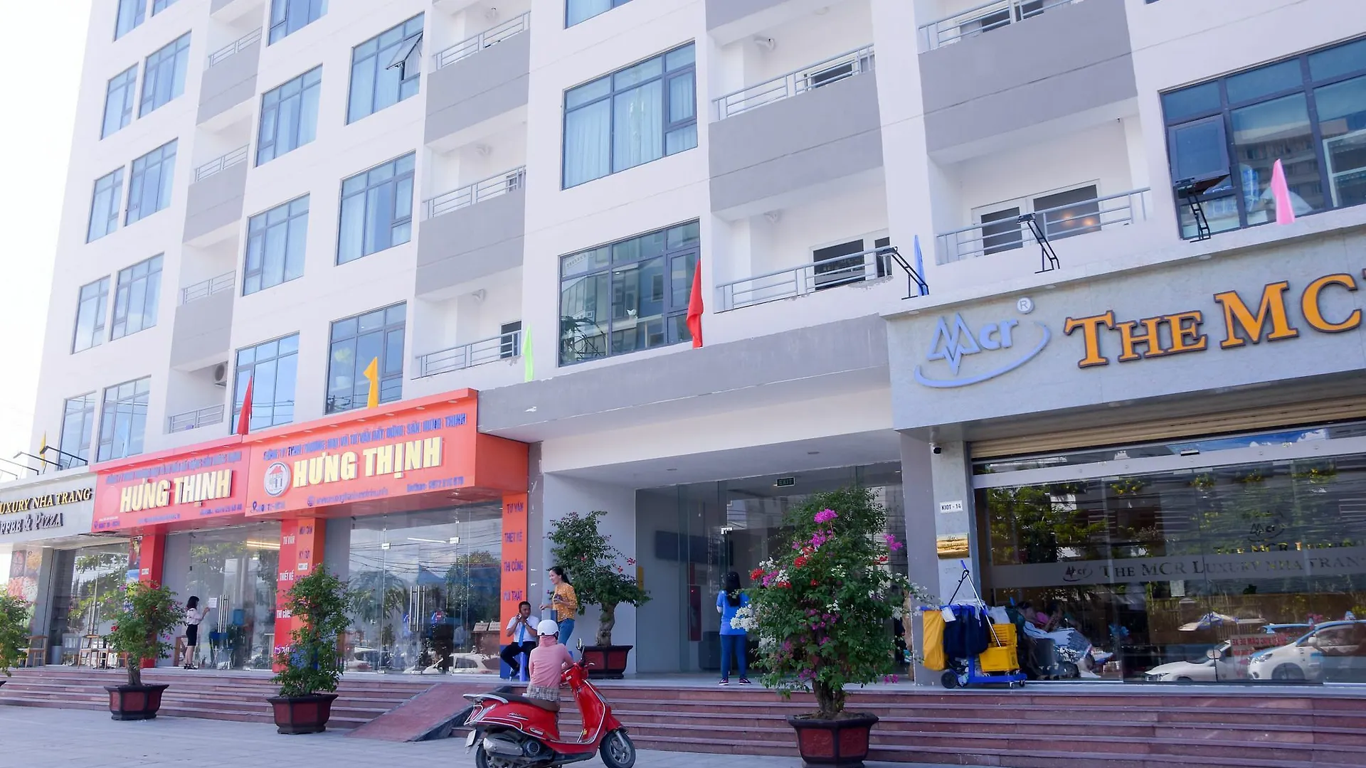 Dolphin Apartment Nha Trang