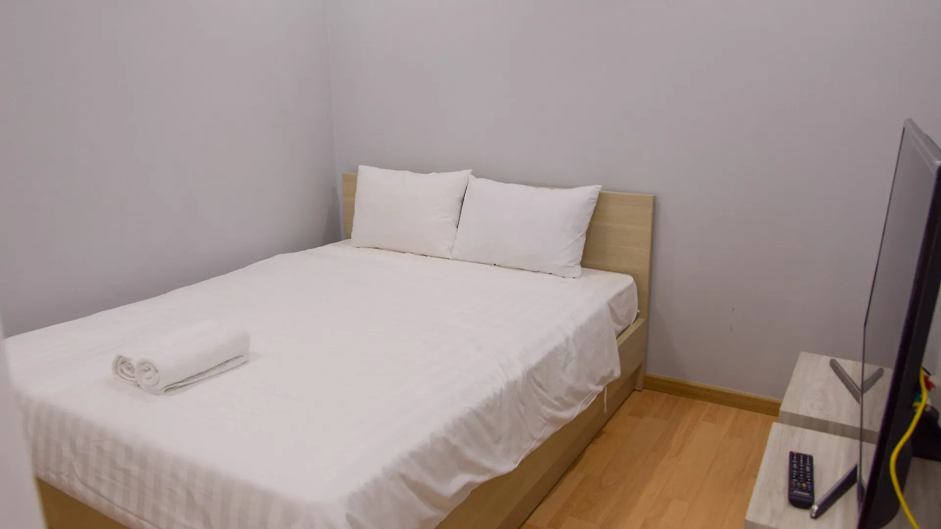 Dolphin Apartment Να Τρανγκ